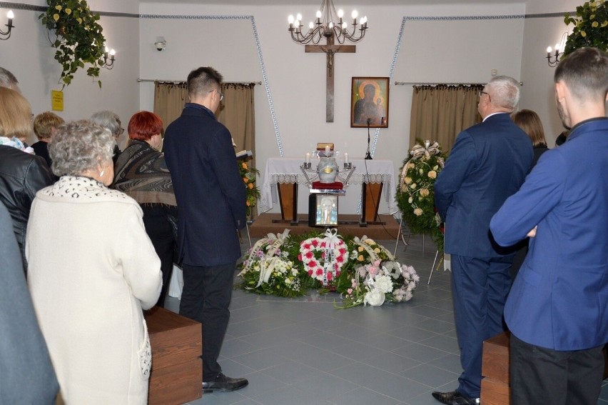 Pogrzeb Józefa Wątrobskiego, byłego radcy prawnego Huty Stalowa Wola, żołnierza Armii Krajowej. "Odszedł wyjątkowy człowiek"