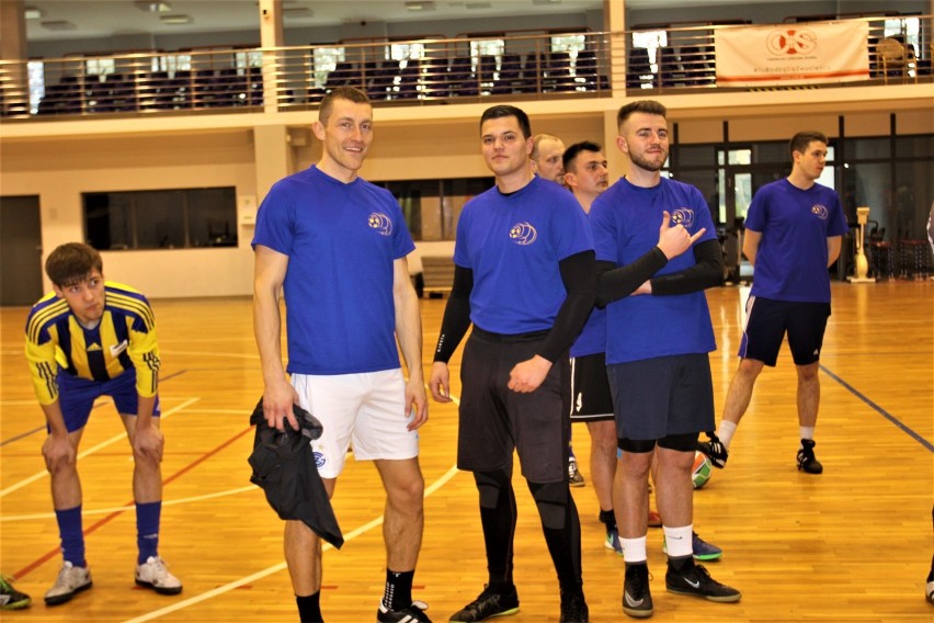 Bajadera drugi raz z rzędu Mistrzem Powiatu Puckiego w futsalu! 15 najlepszych zespołów walczyło o puchar „Kibol Cup” 