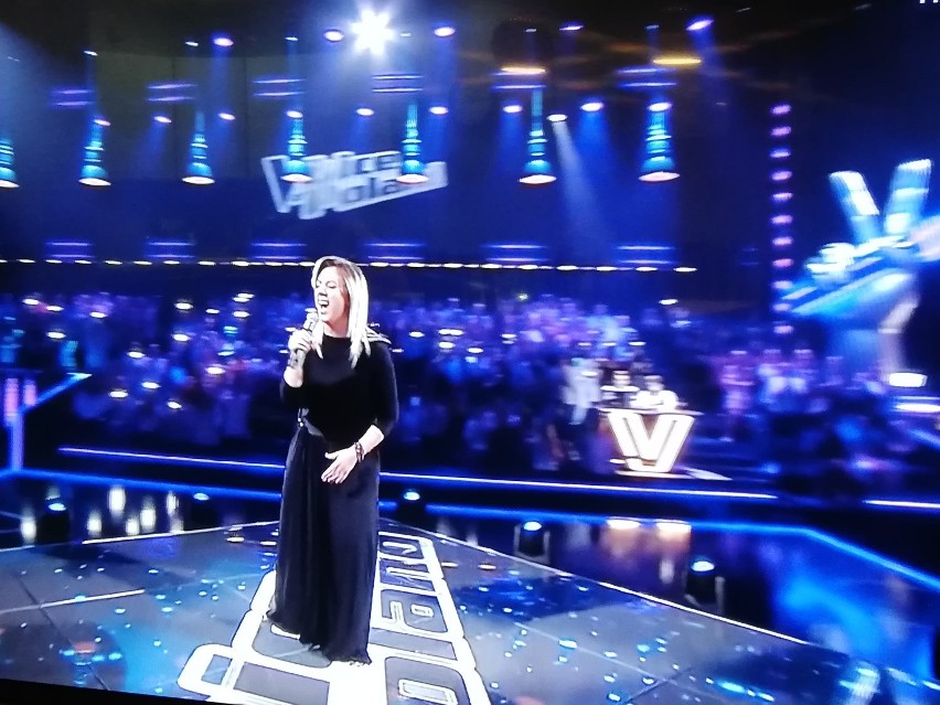 Iwona Kmiecik w The Voice of Poland. Tomaszowianka odpadła w Nokaucie [ZDJĘCIA]