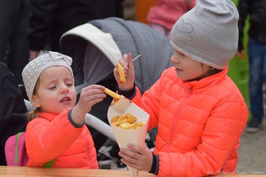 Food trucki przyjeżdżają do Żar. Dwa dni festiwalu smaków na rynku