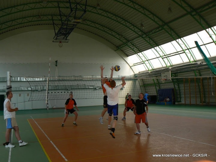 Turniej siatkarski został rozegrany w Krośniewicach