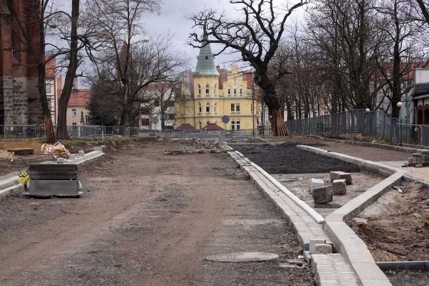 Trwa przebudowa ulicy Limanowskiego w Legnicy, zobaczcie aktualne zdjęcia