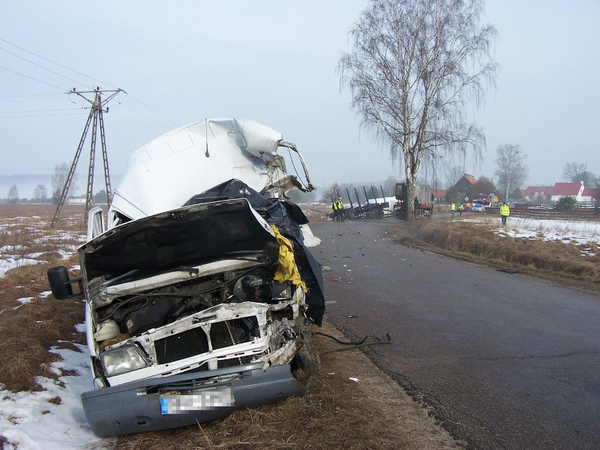 Kierowca busa, 36 – letni mieszkaniec Nidzicy, zginął na...