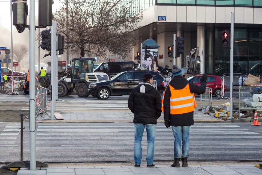 Nowe przejście nadziemne przy dworcu Centralnym. Ruch będzie...