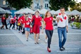 Zatańcz poloneza z dobroczynnością na Rynku w Krakowie 