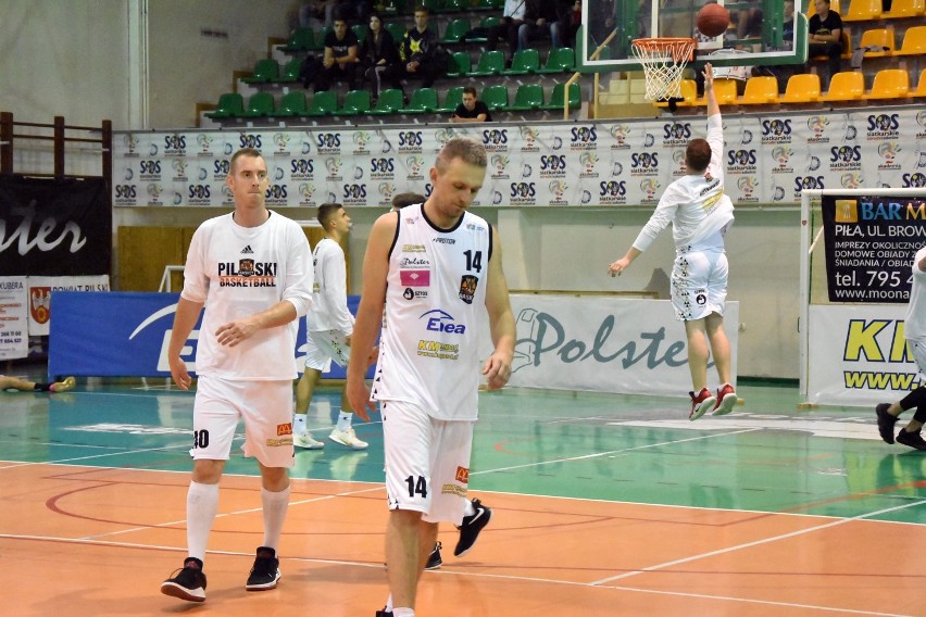III liga koszykówki. Na inaugurację rozgrywek Basket Piła pokonał Kaspro Ostrów Wlkp. Zobaczcie zdjęcia