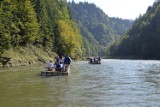 Pieniny. Flisacy szykują się na uroczyste rozpoczęcie sezonu na Dunajcu. Są pełni obaw 