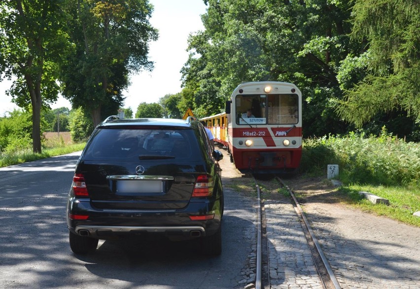 Mierzeja Wiślana. Przedstawiciele Żuławskiej Kolei...