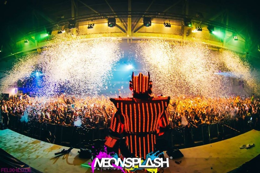 Neonsplash w Polsce! Znane na całym świecie party