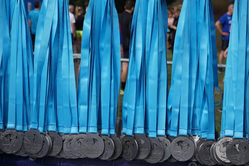 Bydgoszcz na Start 2018. Ponad sześciuset biegaczy wystartowało w Myślęcinku [nowe zdjęcia]