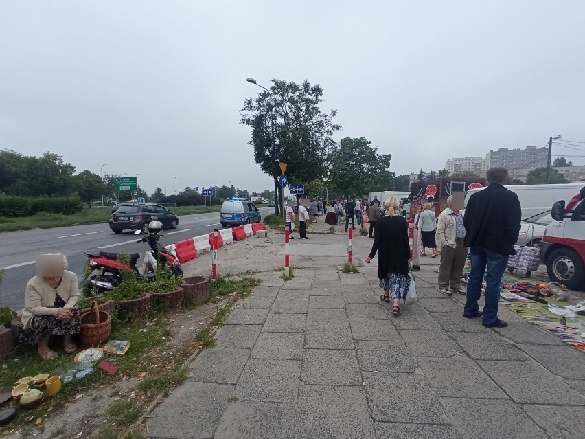 Awantura na kieleckich bazarach. Błysnął nóż! W akcji policja. Zobaczcie zdjęcia