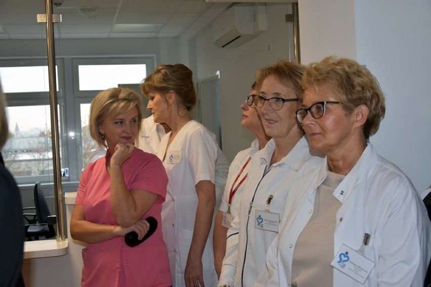  Przychodnie szpitalne otwarte po remoncie w Legnicy [ZDJĘCIA] 