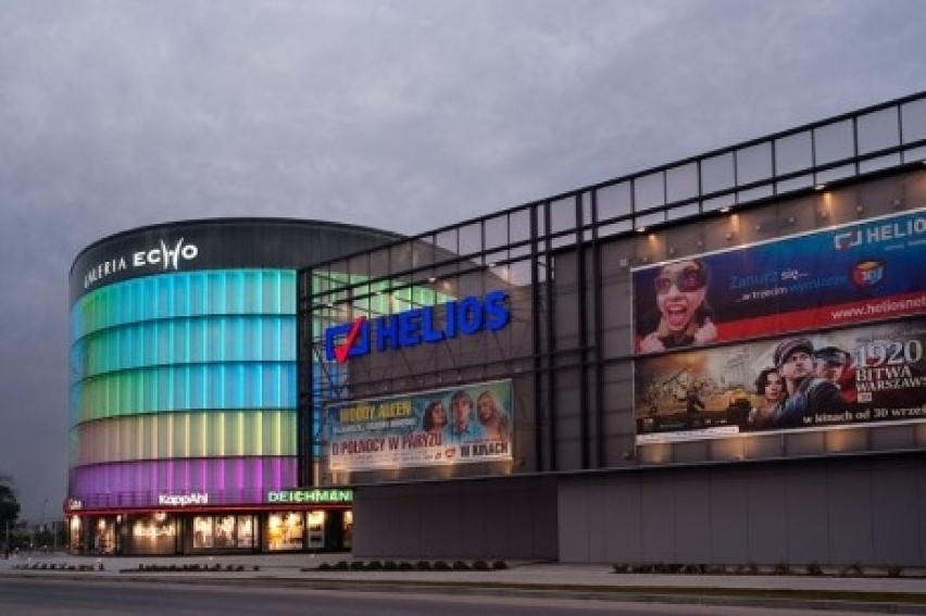 5. Kino Kinoplex zmieniło nazwę na Helios w maju 2011 roku.