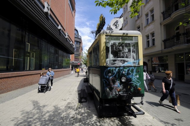 Caffe Bimba czeka na nowego najemcę - to tramwaj - kawiarenka z klimatem!