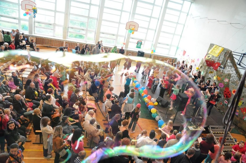Festyn w Szkole Podstawowej Nr 6 w Śremie, 25 maja 2013