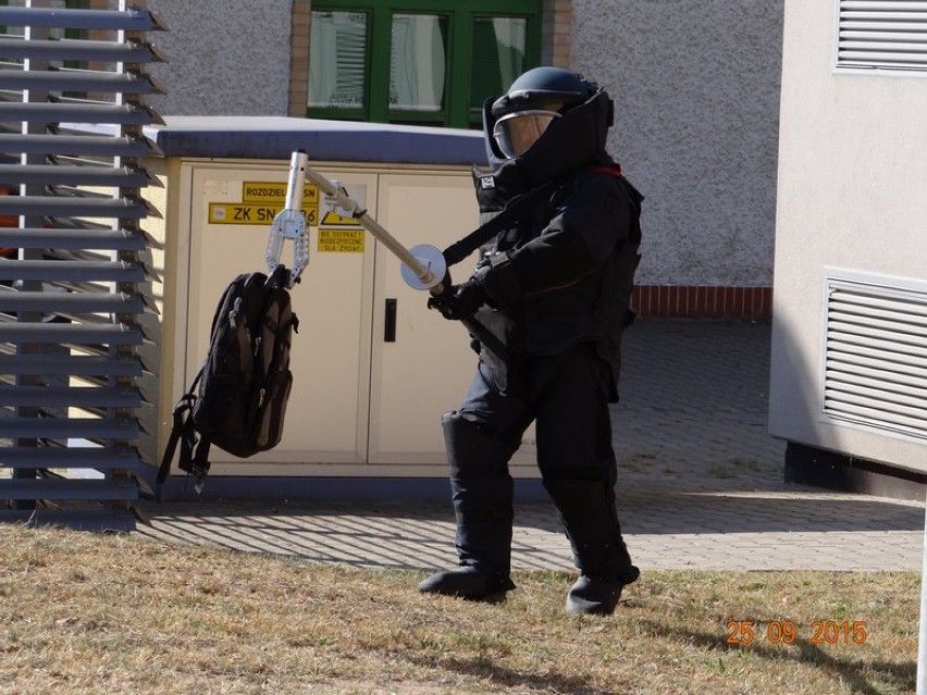 Ćwiczenia policji na Morasku