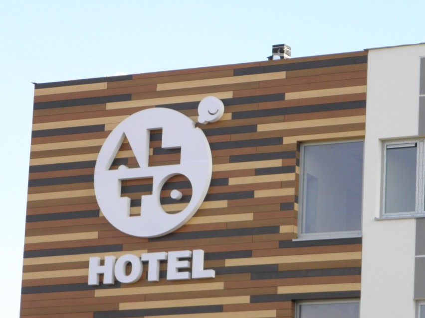 Hotel Alto w Żorach. Nowy hotel rośnie jak na drożdżach [ZDJĘCIA]
