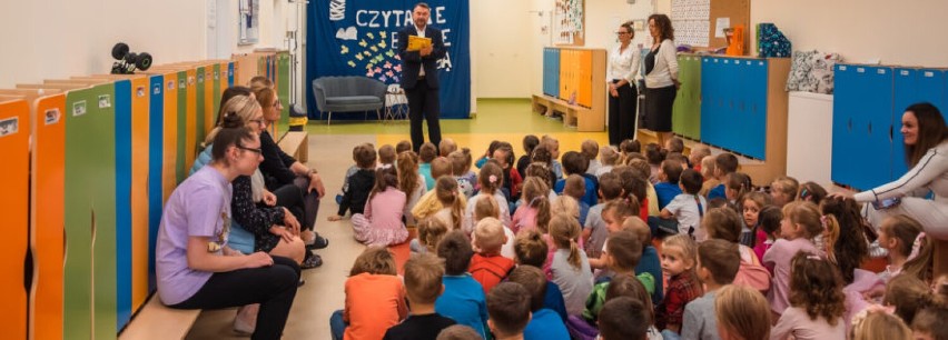 Burmistrz Obornik czytał przedszkolakom [ZDJĘCIA]