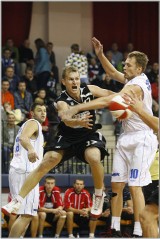 Wałbrzych: I liga koszykówki Górnik pokonał SKK Siedlce 82:73 (ZDJECIA)