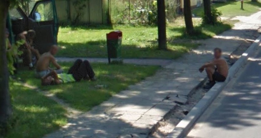 Mieszkańcy Bielska Podlaskiego na zdjęciach Google Street View. Sprawdź, czy złapała cię kamera! (zdjęcia)