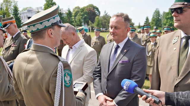 Marek Bobel otrzymał Medal Za Zasługi dla Podlaskiego Oddziału Straży Granicznej