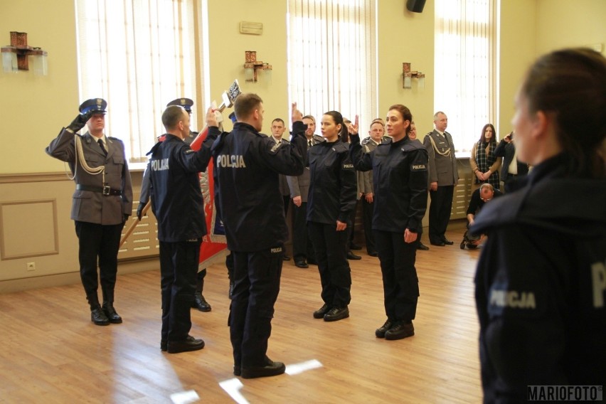 23 nowych policjantów w opolskim garnizonie