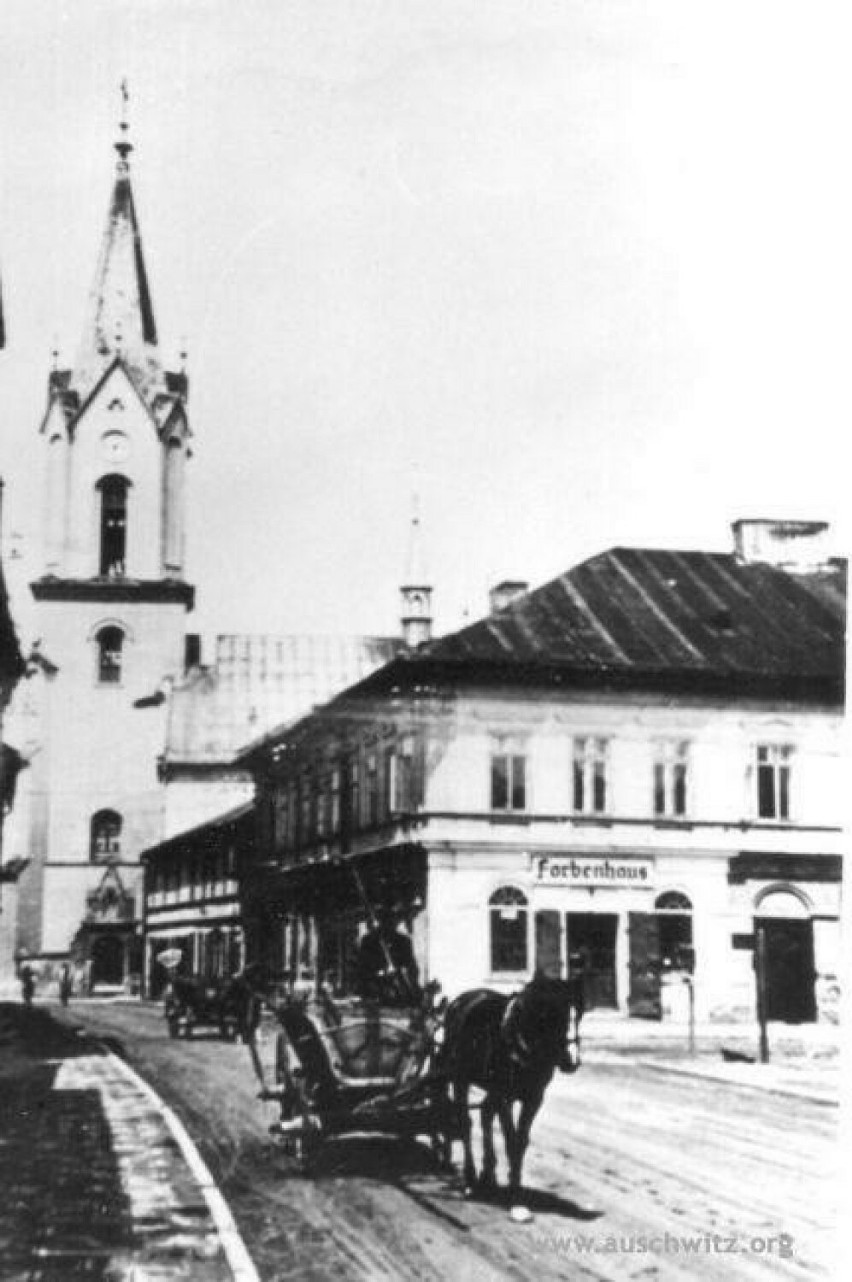 Widok z Rynku w Oświęcimiu podczas okupacji