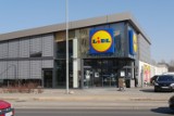 Legnica: Sklepy otwarte w Sylwestra 2022/2023. Do której godziny zrobimy zakupy w Biedronce, Lidlu, Auchan i innych marketach? [30.12.2022]