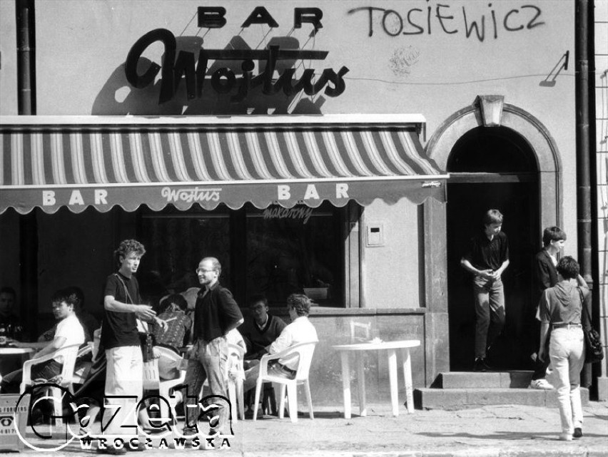 WROCŁAW LATA 90. RESTAURACJA WOJTUŚ WE WROCŁAWSKIM RYNKU