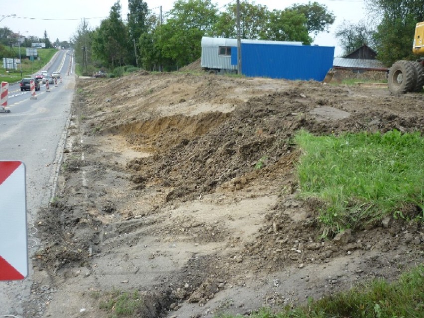 prace związane z poszerzeniem ulicy Podkarpackiej