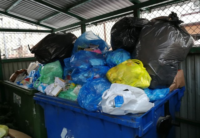 W 2020 r. mieszkańcy gmin ziemi Limanowskiej zapłacą więcej za odbiór śmieci. Mniej niż zakładano pod koniec starego roku zapłacą właściciele firm z gminy Mszana Dolna. Na proponowane stawki nie zgodziła się Regionalna Izba Obrachunkowa w Krakowie