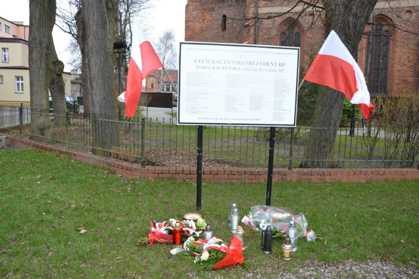Lębork. W niedzielę przypada 12. rocznica katastrofy w Smoleńsku. Program obchodów.