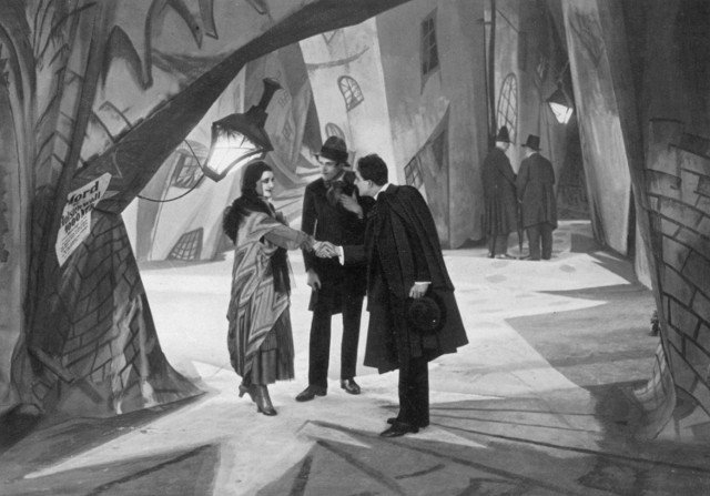 Podczas tegorocznej edycji Festiwalu Filmu Niemego w Krakowie zobaczymy klasyczne dzieło niemieckiego ekspresjonizmu - "Gabinet doktora Caligari"