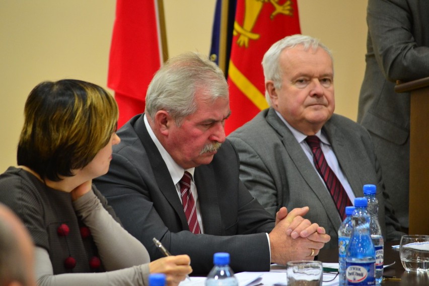 Kwidzyn. Budżet powiatu 2015 uchwalony. Radni PiS głosowali przeciwko 