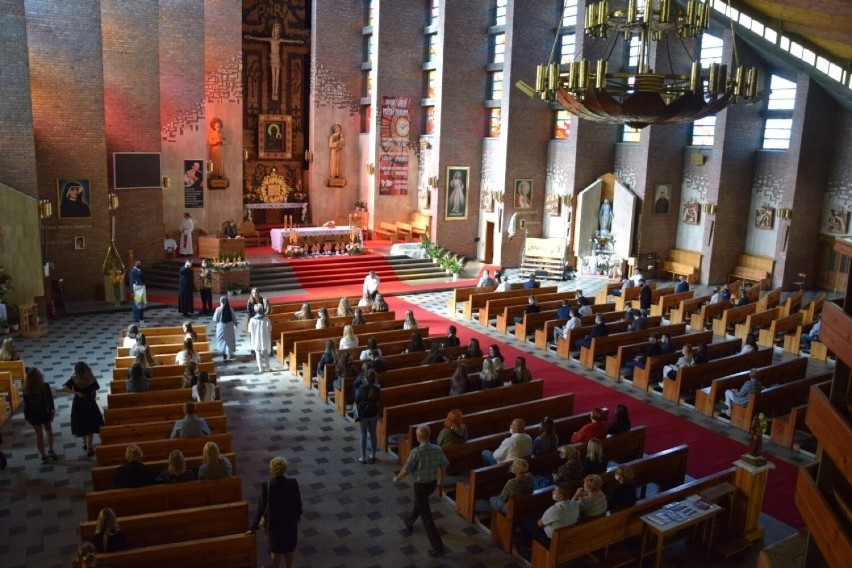 Modlitwa za Ukrainę w środę popielcową w parafii św. Antoniego w Zduńskiej Woli 