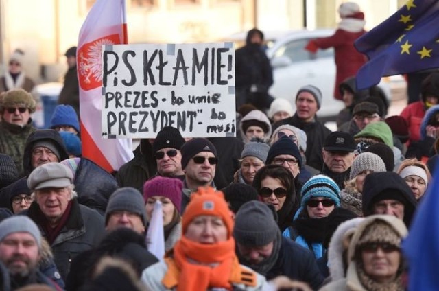 W minionych latach plac Wolności często był miejscem manifestacji wymierzonych w obecne władze.