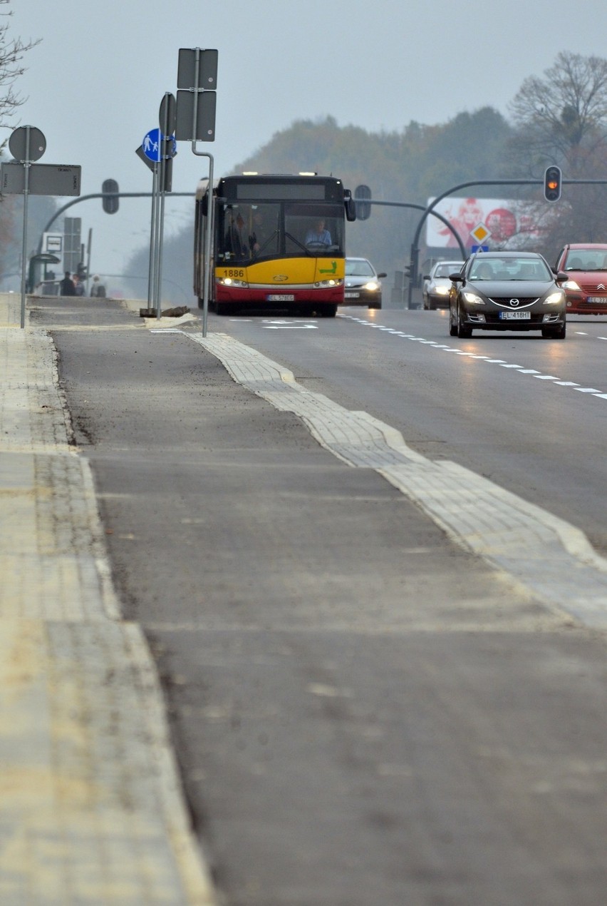 Pofalowana droga rowerowa na Inflanckiej w Łodzi