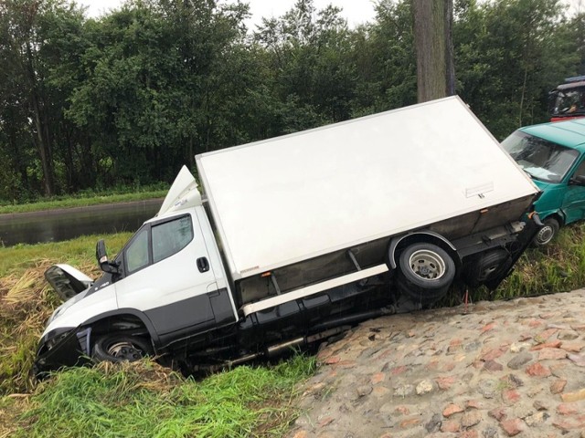 W Nakle doszło do wypadku. Zderzyły się dwie półciężarówki