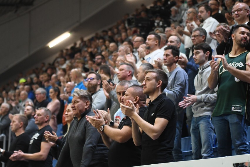 Kibice na meczu 1. kolejki FIBA Europe Cup w sezonie 2023/24