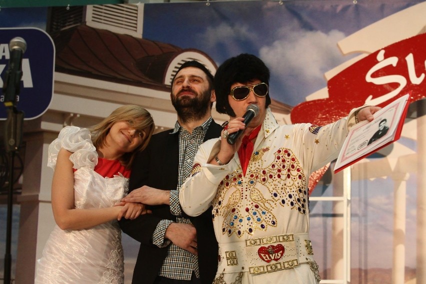 Wycieczka cadillakiem i ślub przed Elvisem czyli Amerykański sen w Galerii Łódzkiej [ZDJĘCIA]