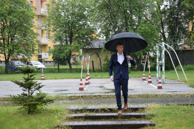 Zarząd powiatu sępoleńskiego wyraził zgodę na utworzenie w Liceum Ogólnokształcącym w Sępólnie nowych profili: sportowego i policyjnego. Mają zwiększyć nabór na rok szkolny 2021/2022