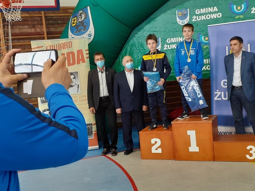 Memoriał zapaśniczy w Żukowie. Nowodworzanie wrócili z medalami