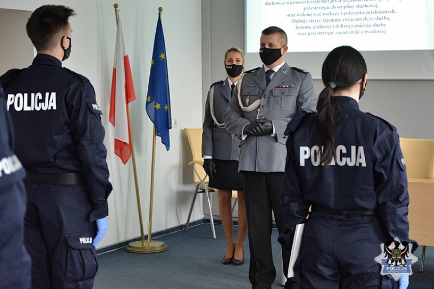 W Wałbrzychu mamy szesnaścioro nowych policjantek i policjantów. Wczoraj zostali zaprzysiężeni