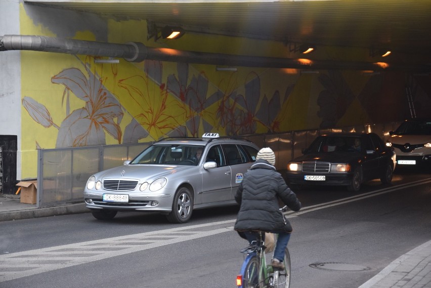 W centrum Kędzierzyna-Koźla powstaje wielki mural. Co na nim będzie?