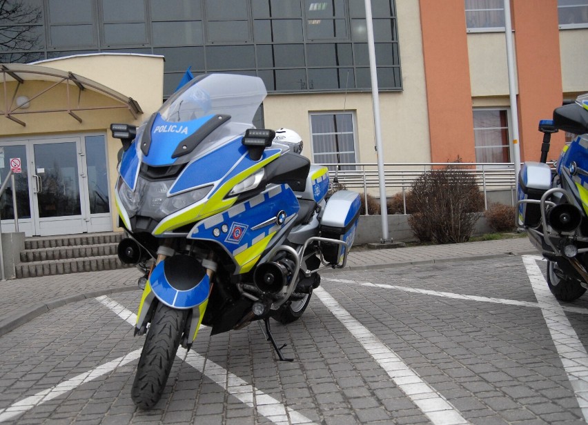 Nowe motocykle od BMW i samochód dla Komendy Powiatowej Policji w Tomaszowie - ZDJĘCIA