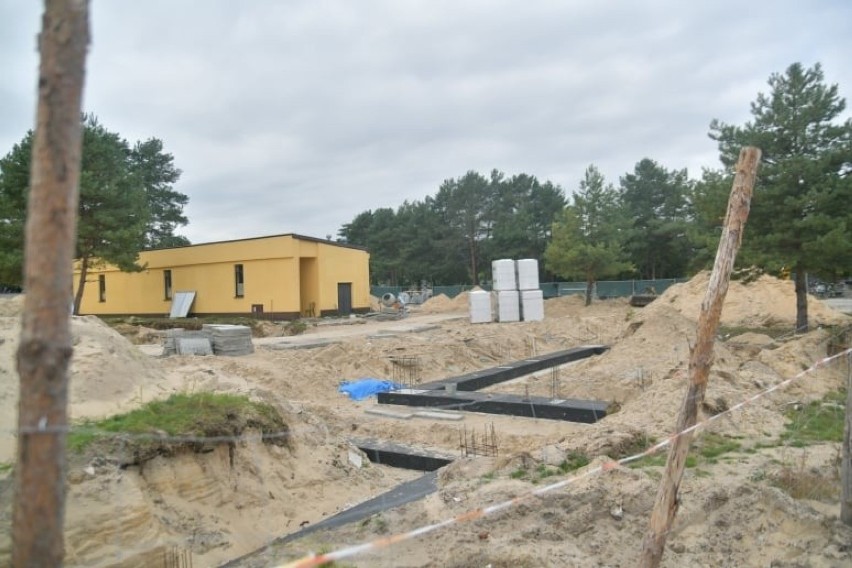 Na cmentarzu na radomskim Firleju są już gotowe fundamenty...