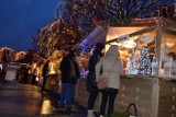 Jarmark świąteczny z lodowiskiem na rynku w Wejherowie