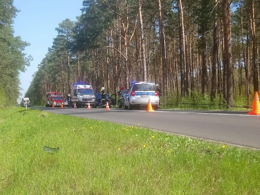 Zderzenie trzech samochodów osobowych pod Zbąszyniem