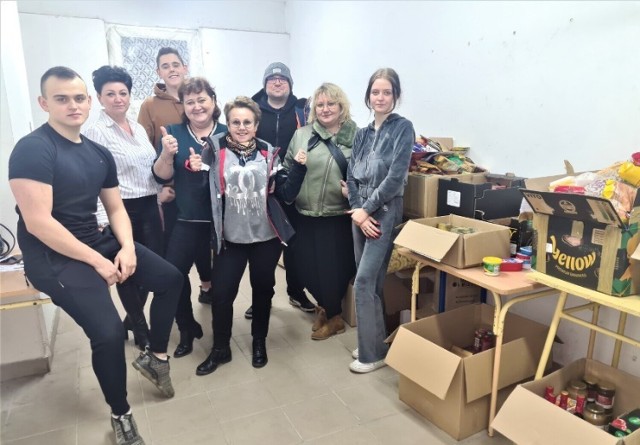 W Łęczycy zakończono zbiórkę dla Ukraińców. Mieszkańcy przez dwa miesiące zbierali dary