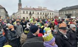 Orszak Trzech Króli w Radomiu. Byli Beduini, ułani i kolorowe scenki. Zobacz zdjęcia i wideo